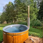 Luxus-ferienhaus Blockhaus Nr 2: Alpine Retreat With Sauna And Hot Tub *