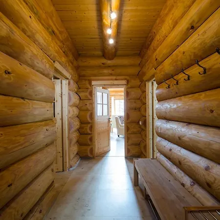 Luxus-ferienhaus Blockhaus Nr 2 Toplage Am Mit Sauna, Outdoor-hottub, Kamin Auf 1300m Uem בית נופש *