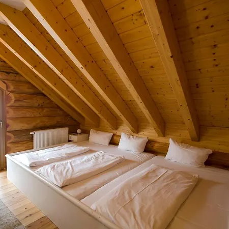 Ferienhaus Luxus-ferienhaus Blockhaus Nr 2 Toplage Am Feldberg Mit Sauna, Outdoor-hottub, Kamin Auf 1300m üm Feldberg (Baden-Wurttemberg)