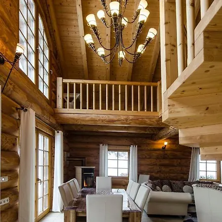 Luxus-ferienhaus Blockhaus Nr 2 Toplage Am Feldberg Mit Sauna, Outdoor-hottub, Kamin Auf 1300m üm *