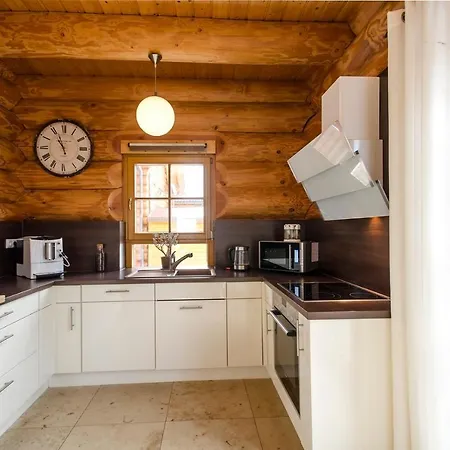 Luxus-ferienhaus Blockhaus Nr 2 Toplage Am Mit Sauna, Outdoor-hottub, Kamin Auf 1300m Uem