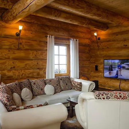Luxus-ferienhaus Blockhaus Nr 2 Toplage Am Mit Sauna, Outdoor-hottub, Kamin Auf 1300m Uem בית נופש