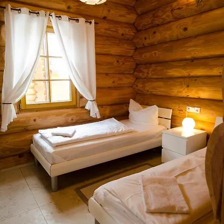 בית נופש Luxus-ferienhaus Blockhaus Nr 2 Toplage Am Mit Sauna, Outdoor-hottub, Kamin Auf 1300m Uem *