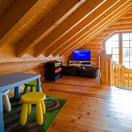 Luxus-ferienhaus Blockhaus Nr 2 Toplage Am Mit Sauna, Outdoor-hottub, Kamin Auf 1300m Uem *
